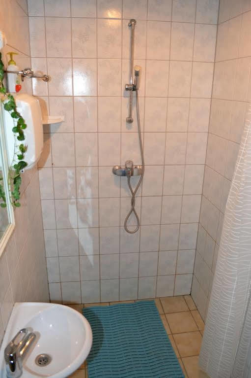 Kraavi Guest Auberge de jeunesse Kuressaare